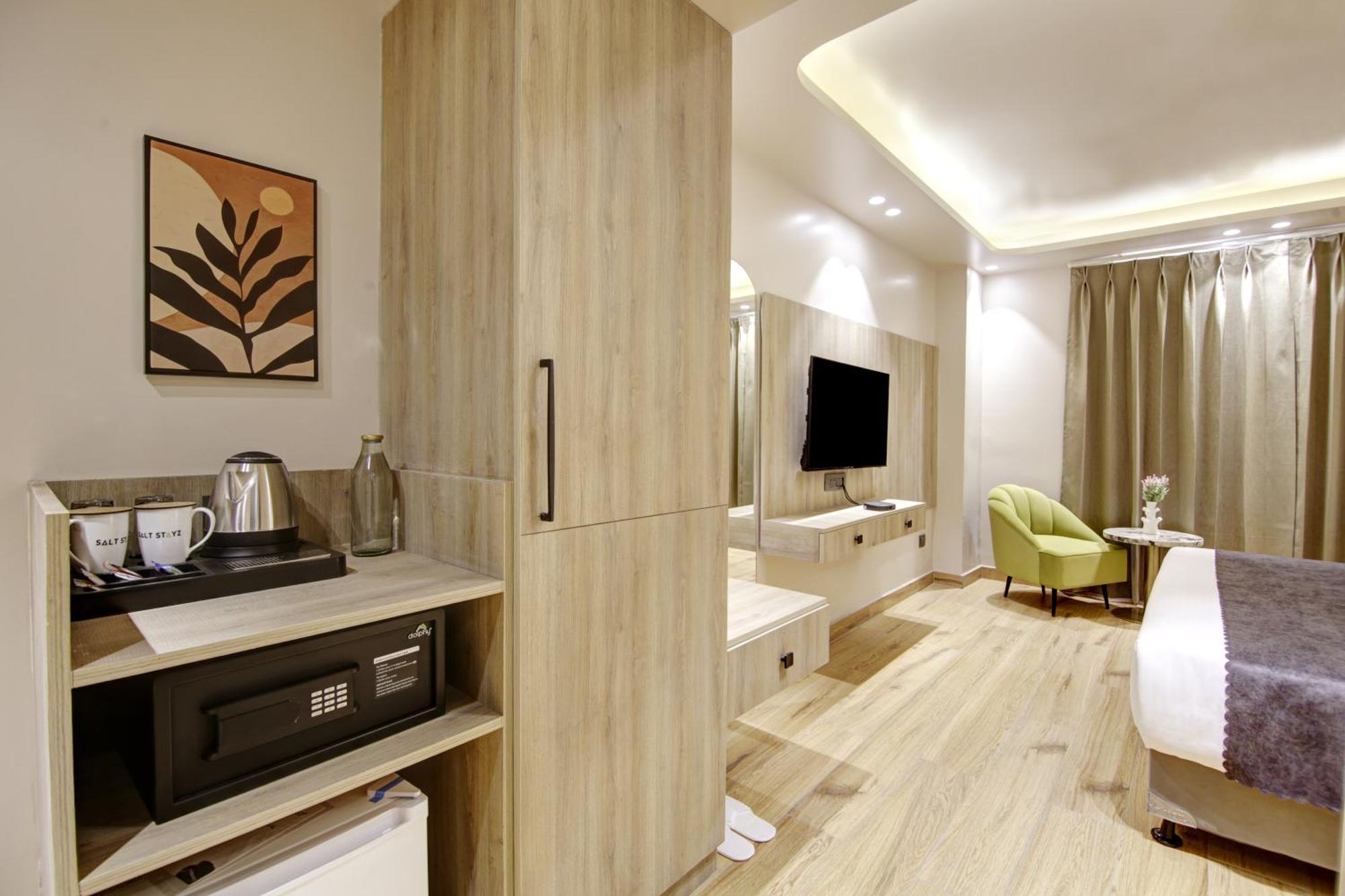 Saltstayz Premier - Near Golf Course Road & Sector 57 Gurgaon Exterior foto
