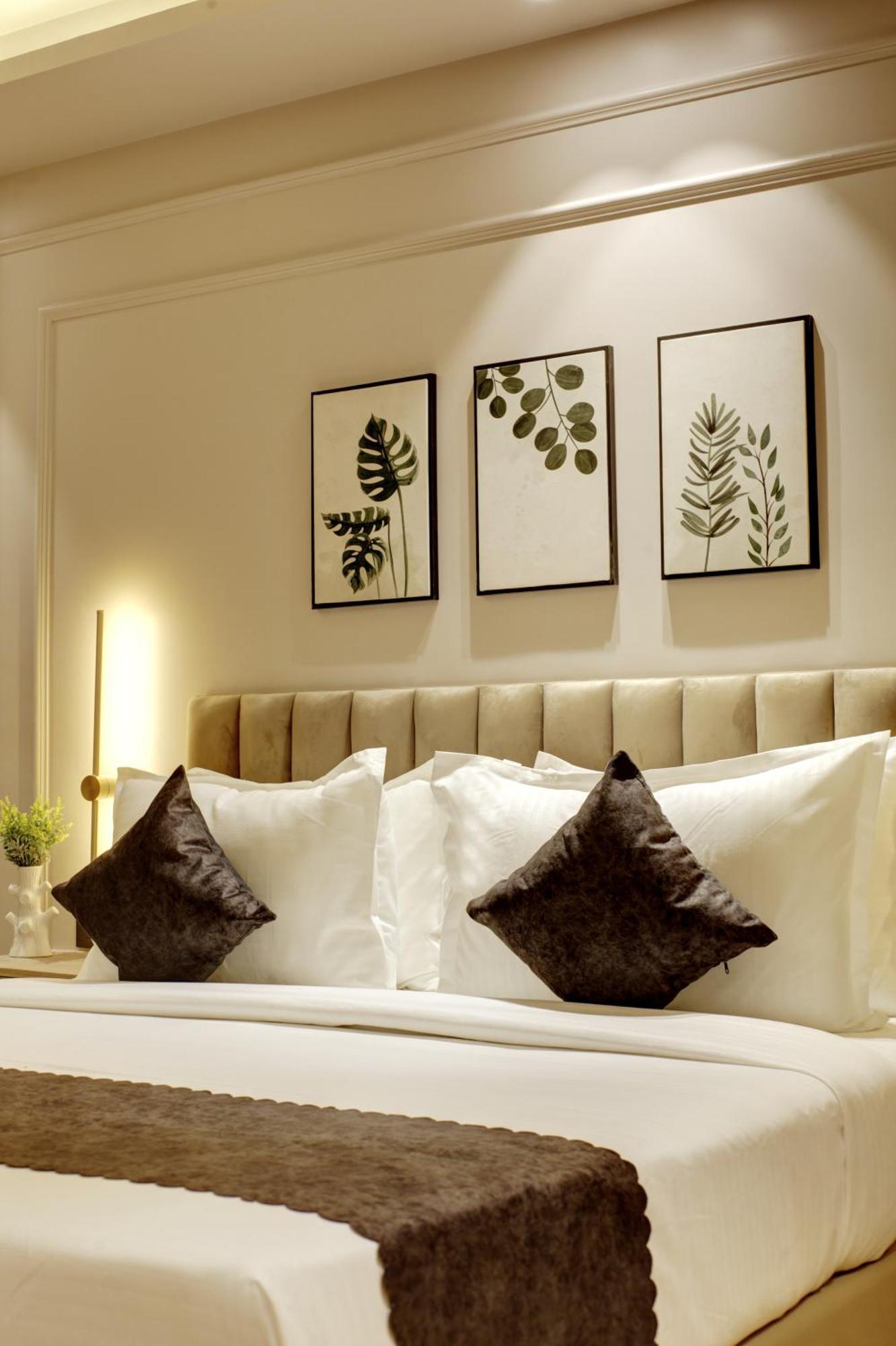 Saltstayz Premier - Near Golf Course Road & Sector 57 Gurgaon Exterior foto