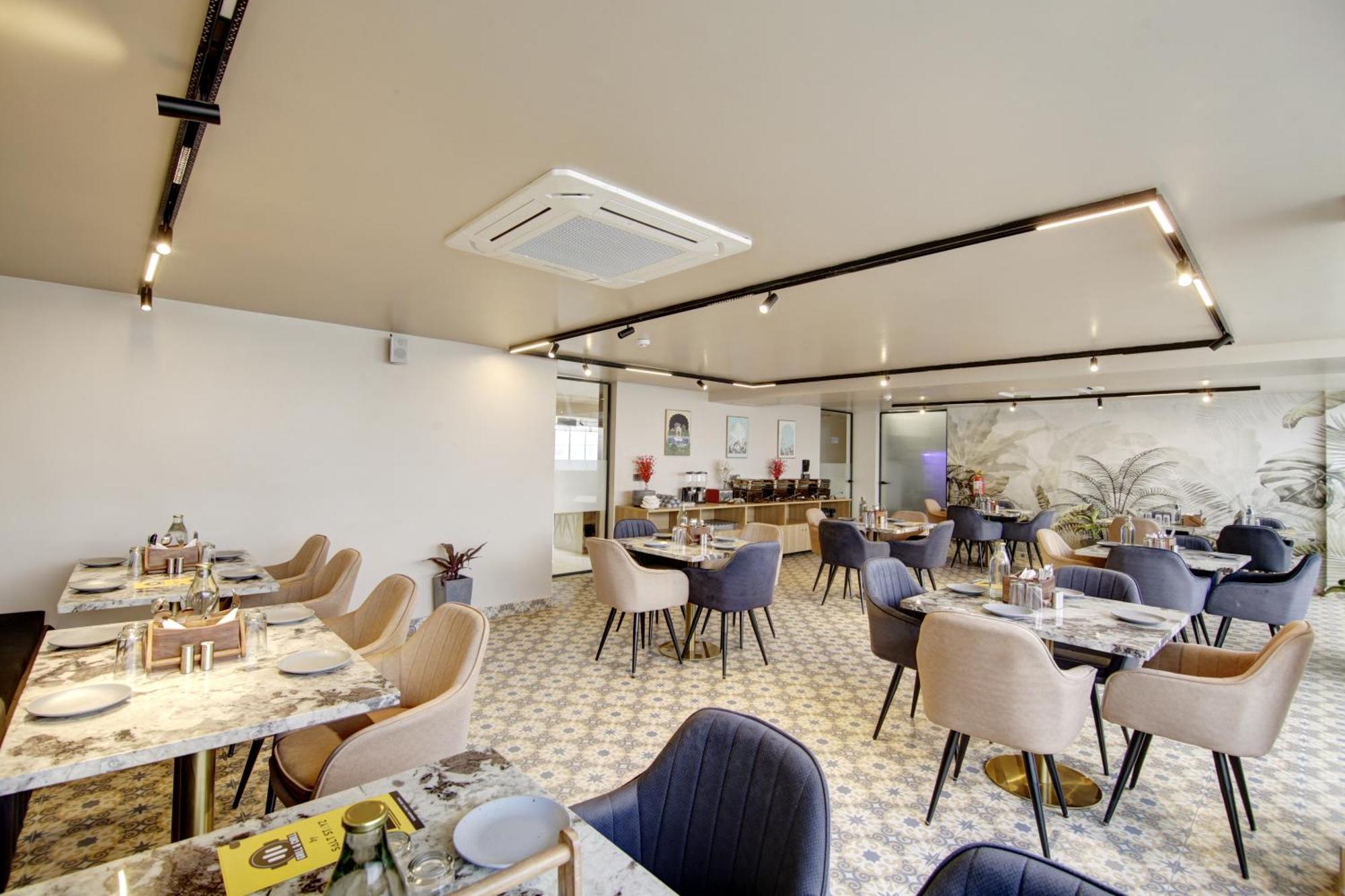 Saltstayz Premier - Near Golf Course Road & Sector 57 Gurgaon Exterior foto