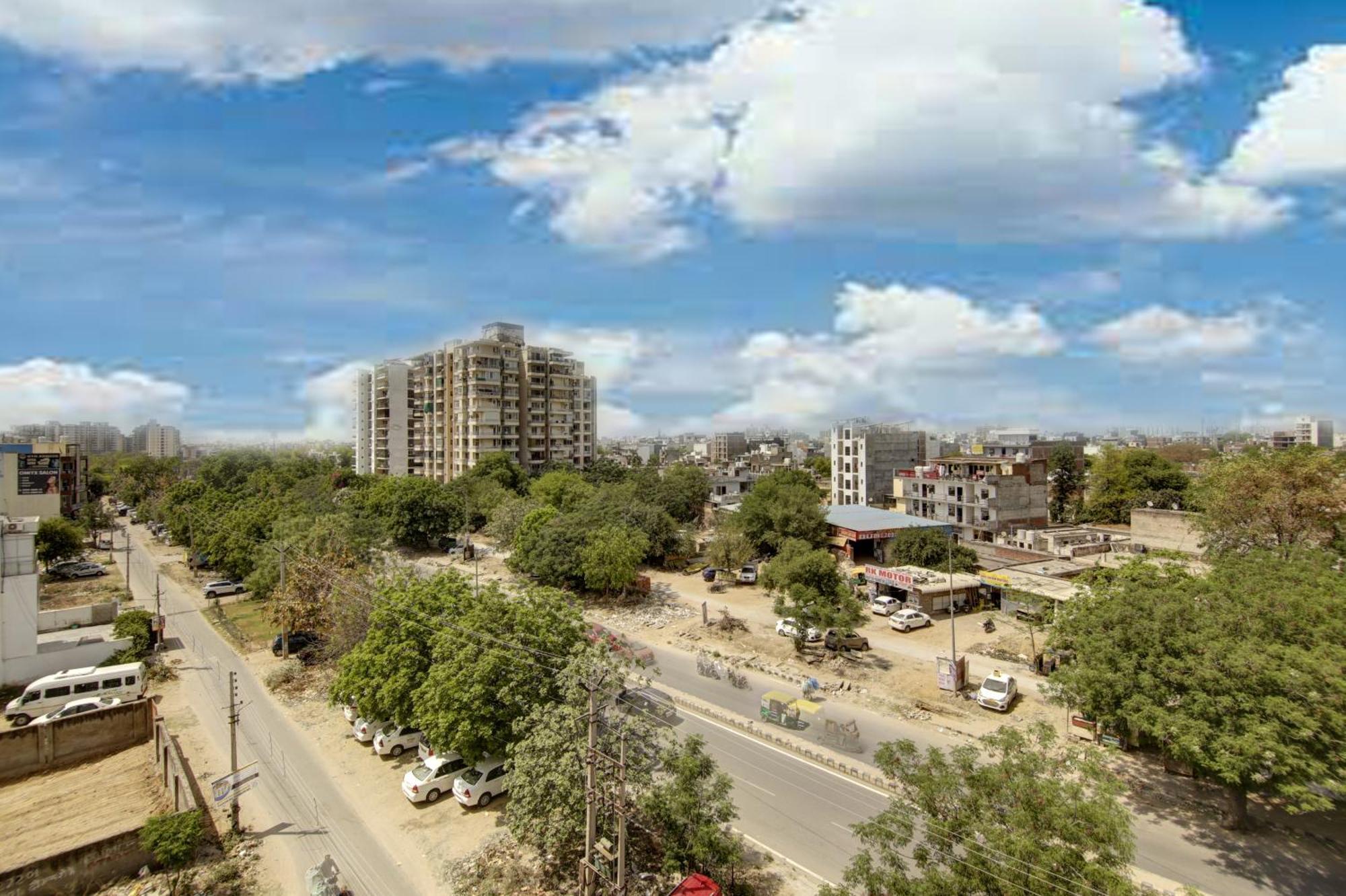 Saltstayz Premier - Near Golf Course Road & Sector 57 Gurgaon Exterior foto